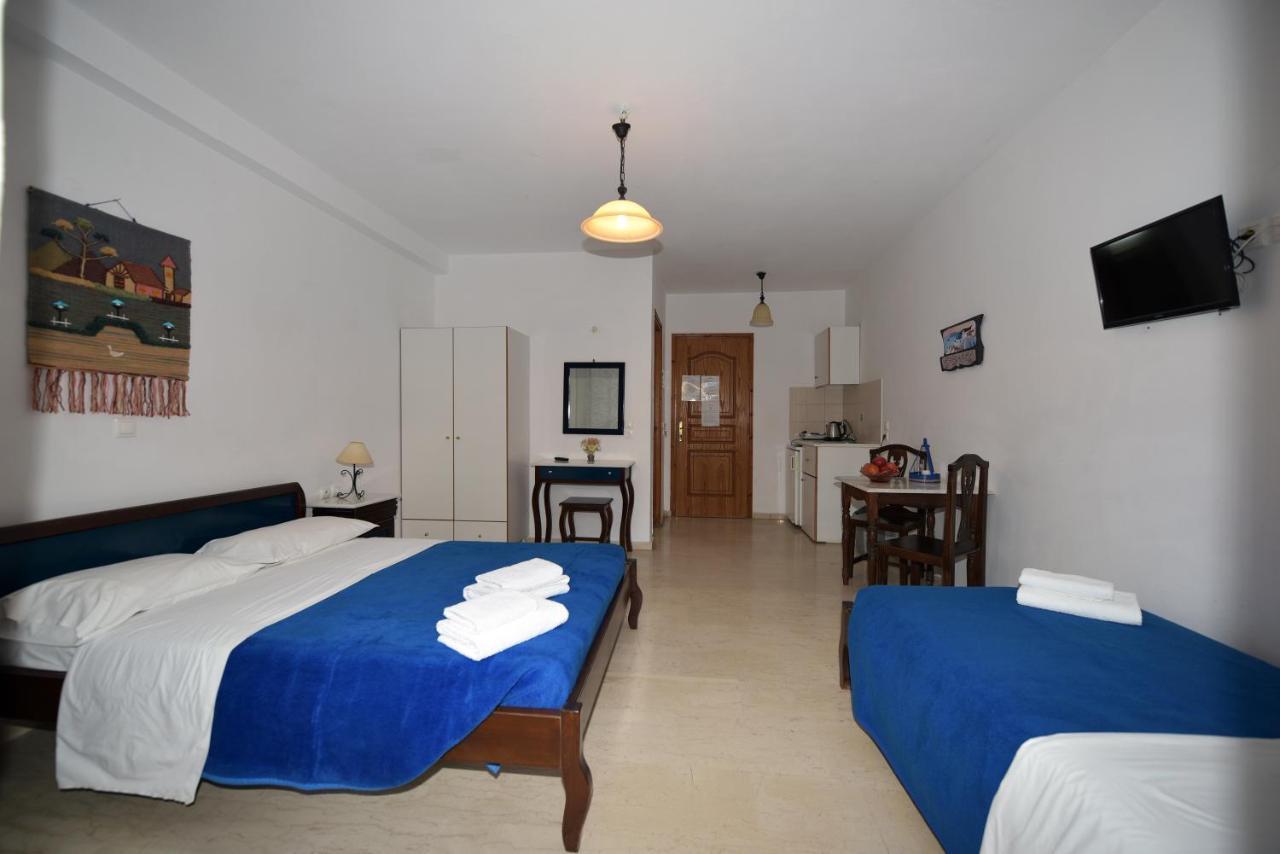 Sunflower Aparthotel Kamári エクステリア 写真