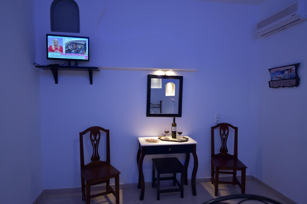 Sunflower Aparthotel Kamári エクステリア 写真