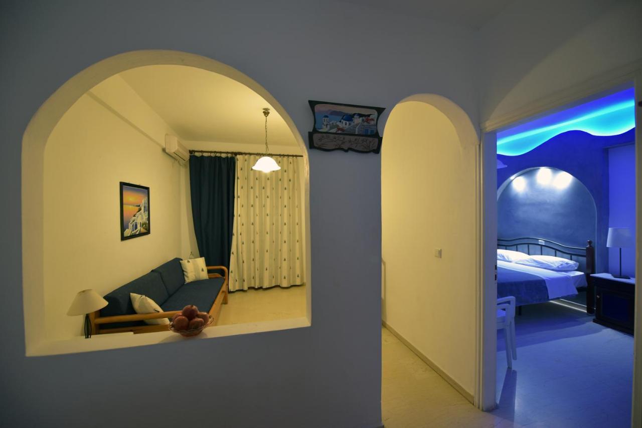 Sunflower Aparthotel Kamári エクステリア 写真