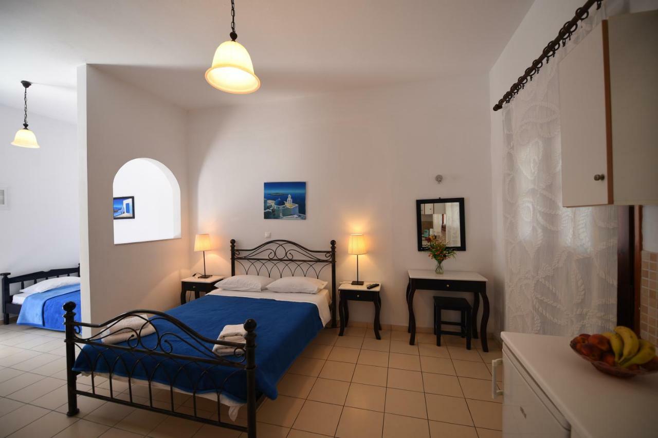 Sunflower Aparthotel Kamári エクステリア 写真